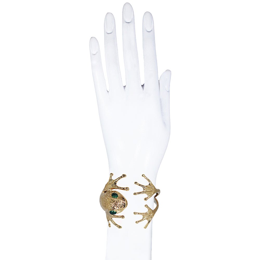 Frog bronze cuff bracelet - Bernard Delettrez | bracelets