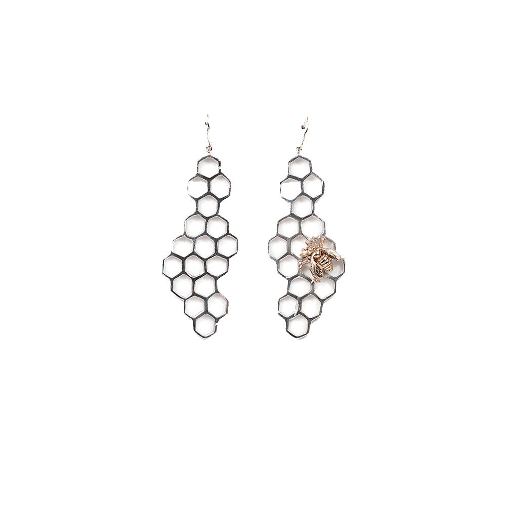 Silver honey comb with bronze bee earrings - Bernard Delettrez | earrings